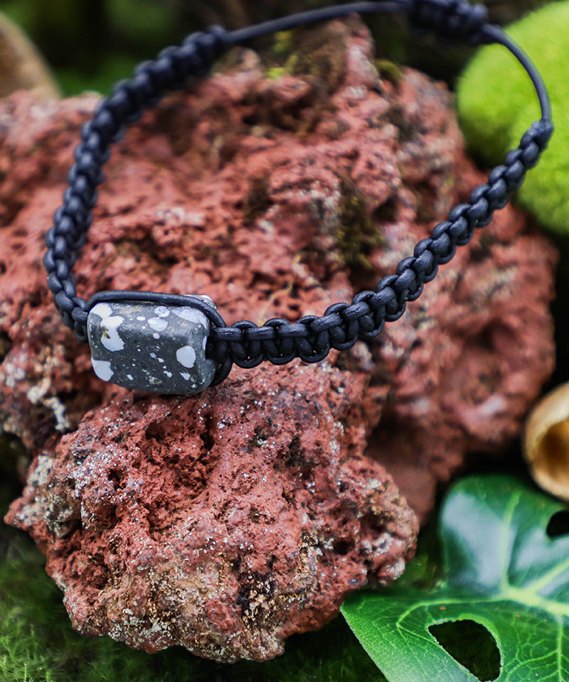 Leather and Lava Rock Bracelet - Iceland Lava Rock Jewelry – 100% Made in Iceland – World Chic