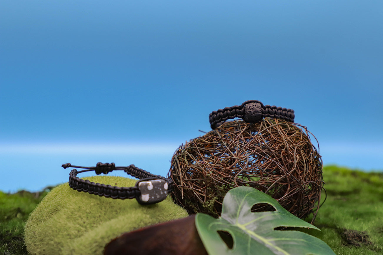 Leather and Lava Rock Bracelet - Iceland Lava Rock Jewelry – 100% Made in Iceland – World Chic