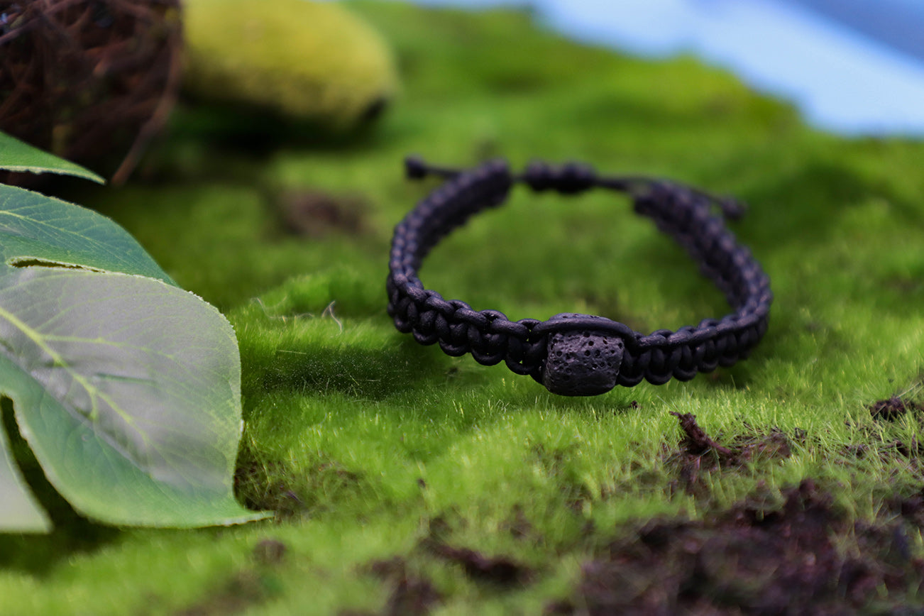 Leather and Lava Rock Bracelet - Iceland Lava Rock Jewelry – 100% Made in Iceland – World Chic