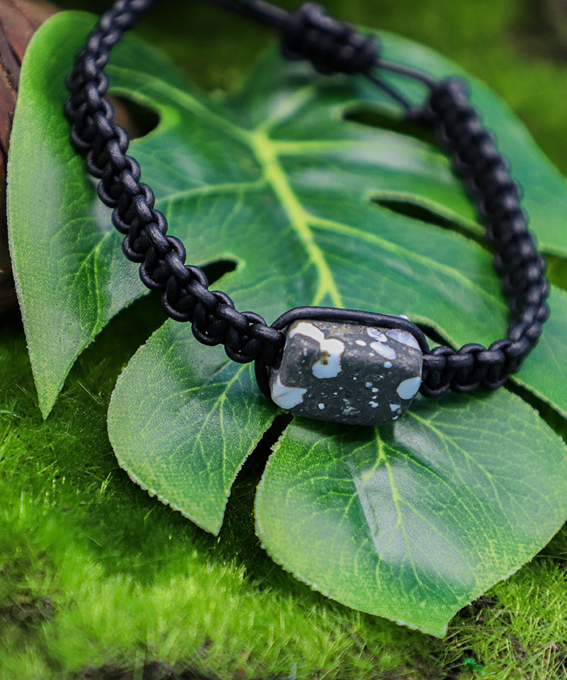 Leather and Lava Rock Bracelet - Iceland Lava Rock Jewelry – 100% Made in Iceland – World Chic
