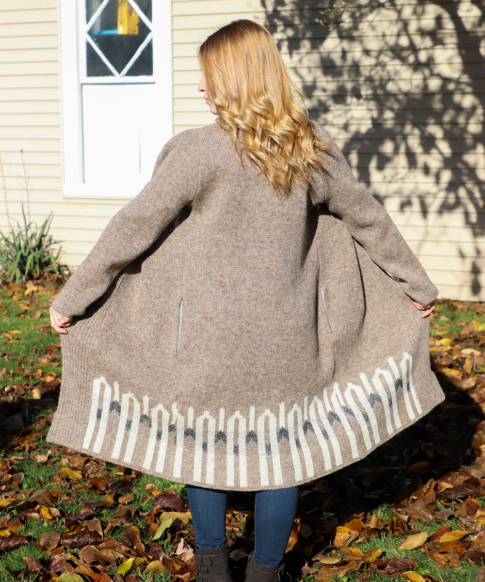 Wool Cardigan Beige - Black Cardigan -Men and Women's Icelandic Wool Cardigan- 100% Made in Iceland - World Chic