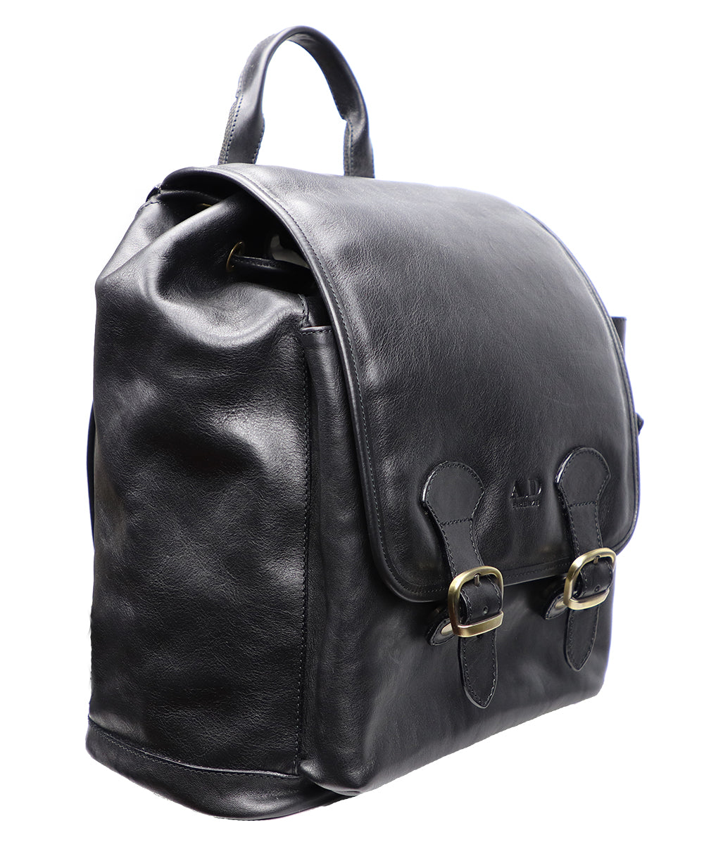 Black Italian Leather Backpack. 100% made in Italy - World Chic